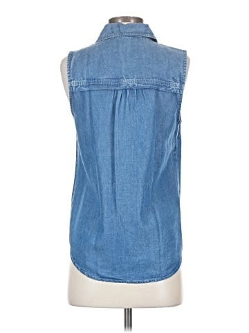 Splendid Sleeveless Button-Down Shirt (view 2)
