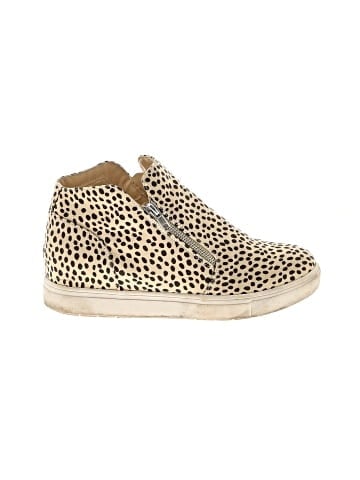 Cushionaire Sneakers (view 1)