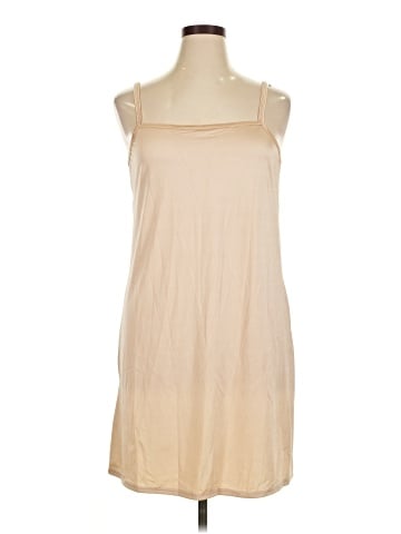 Vanity Fair Casual Dress (view 1)