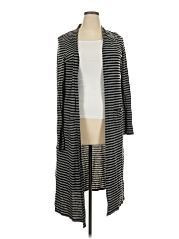 Agnes & Dora Cardigan (view 1)