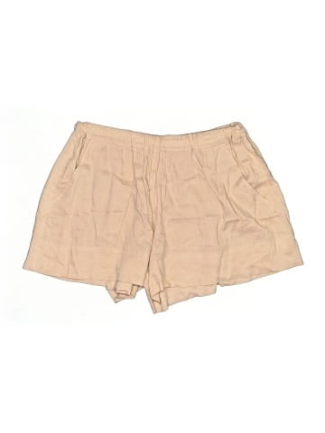 Vince. Khaki Shorts (view 1)