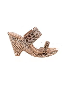 Born Crown Wedges