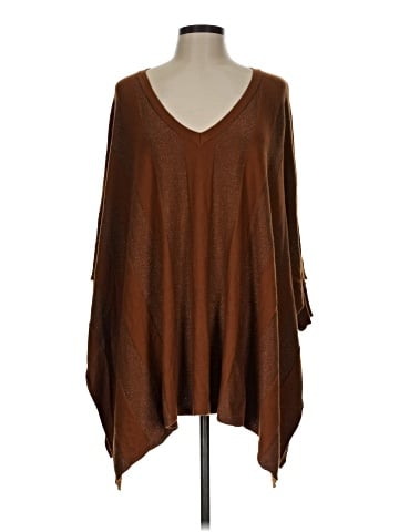 Masai Poncho (view 1)