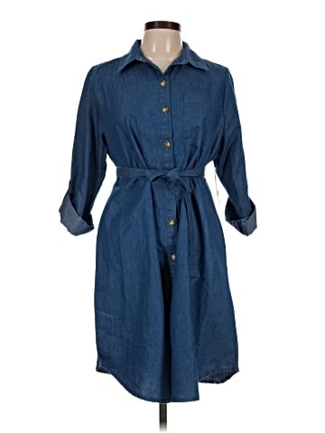 Harlow & Rose Casual Dress (view 1)