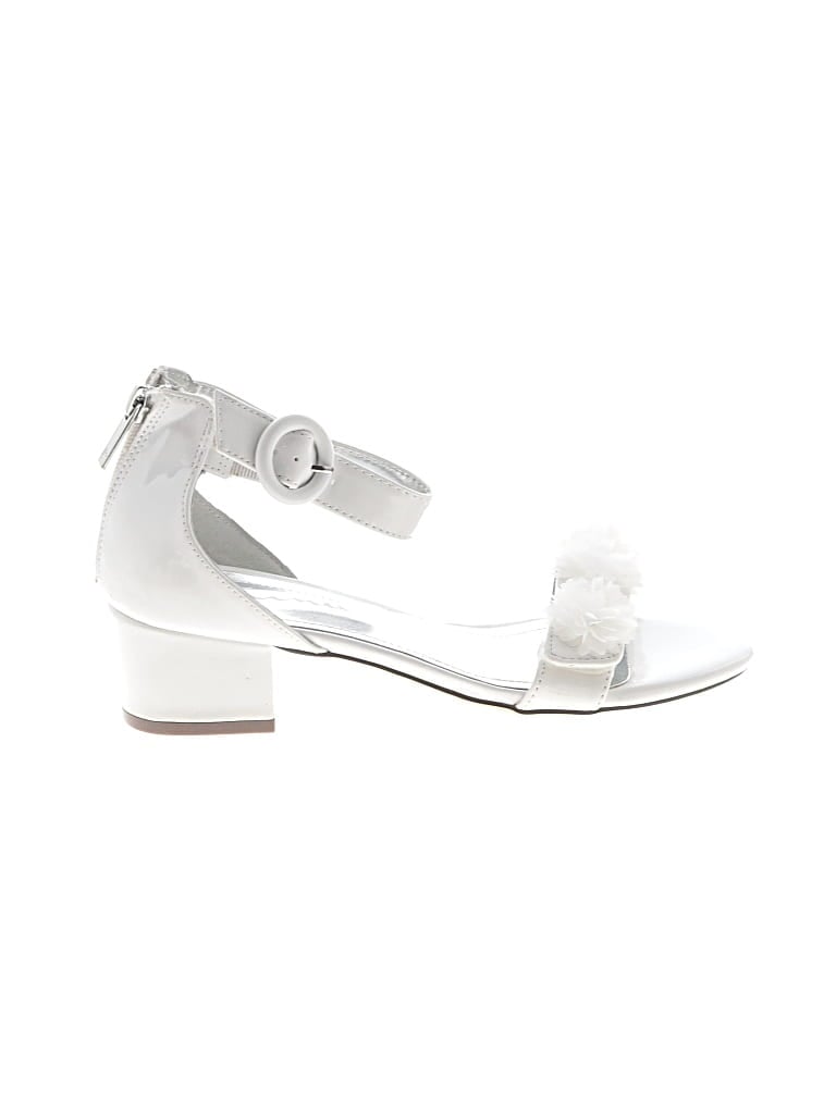 Pre-owned Nina Sandals In White