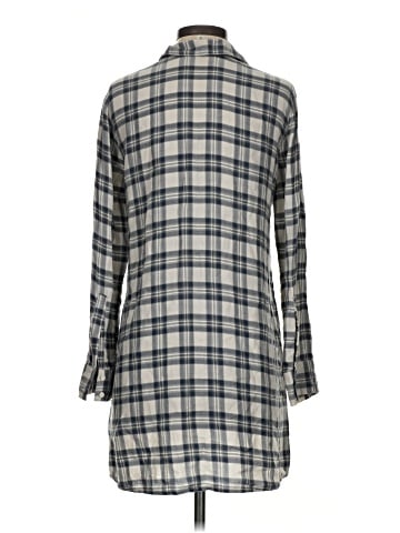 BB Dakota 3/4 Sleeve Blouse (view 2)