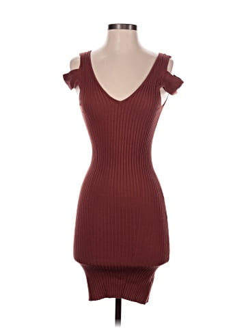 Kendall & Kylie Casual Dress (view 1)