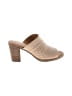 TOMS Tan Heels Size 6 - photo 1