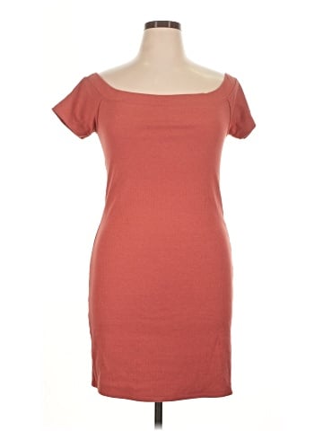 Old Navy Casual Dress (view 1)