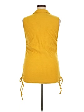 Stem & Vine Sleeveless Top (view 2)