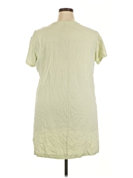 Old Navy Casual Dress (view 2)