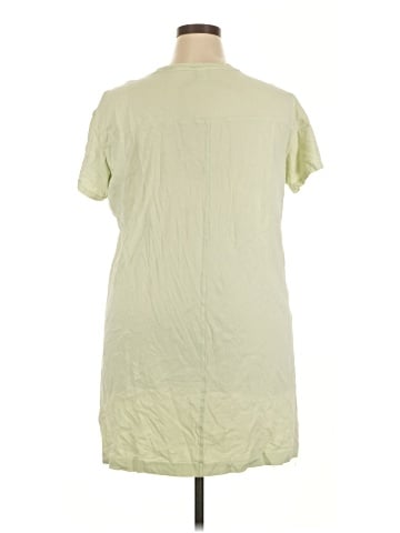 Old Navy Casual Dress (view 2)