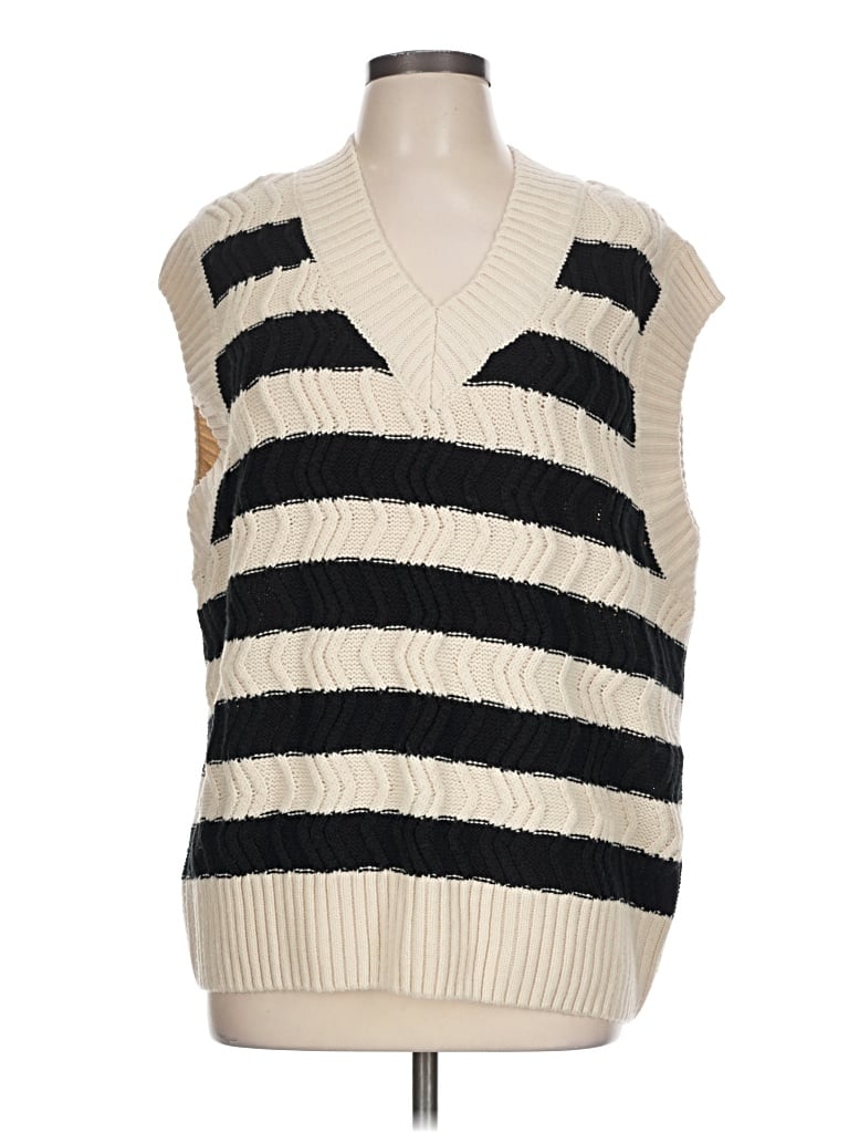 Pre-owned Gilli Sweater Vest In Ivory