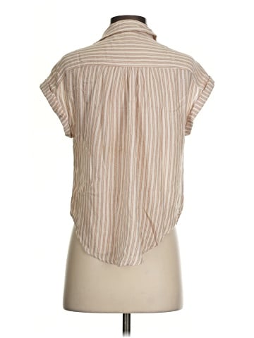 Japna Sleeveless Button-Down Shirt (view 2)