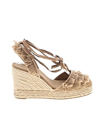 Castaner Wedges (view 1)