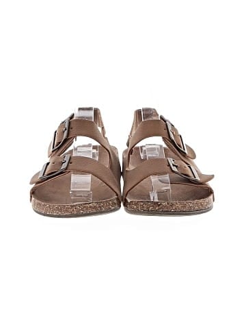 Old Navy Sandals (view 2)