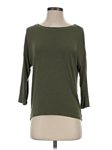 White House Black Market 3/4 Sleeve Top (view 1)