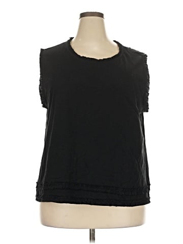 North Style Short Sleeve Top (view 1)