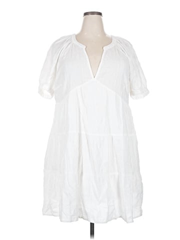 Universal Thread Casual Dress (view 1)