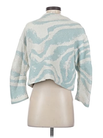 Sleeping On Snow 3/4 Sleeve Top (view 2)