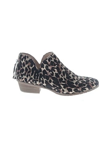 Kenneth Cole REACTION Ankle Boots (view 1)
