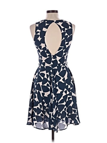 Avaleigh Casual Dress (view 2)