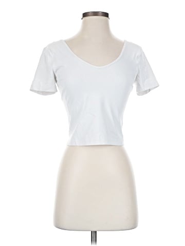 Lululemon Athletica Short Sleeve T-Shirt (view 1)