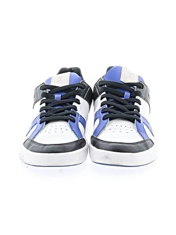 On Cloud Sneakers (view 2)