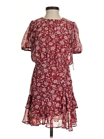 B. Darlin Casual Dress (view 1)