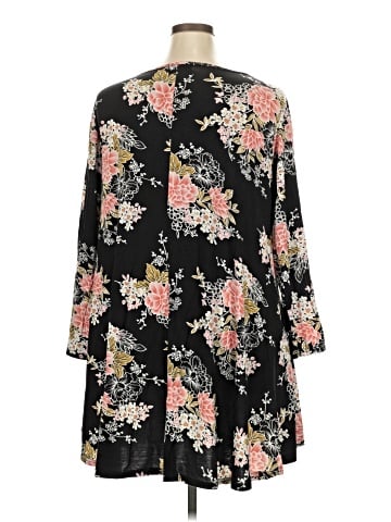 Larace Casual Dress (view 2)