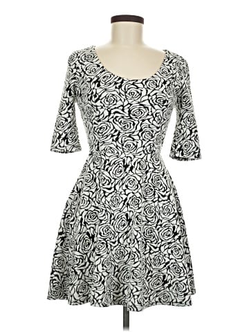 Candie's Casual Dress (view 1)