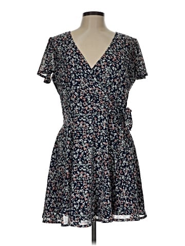 Abercrombie & Fitch Casual Dress (view 1)