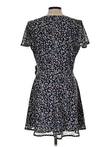 Abercrombie & Fitch Casual Dress (view 2)