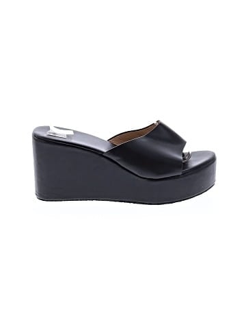 Unbranded Wedges (view 1)