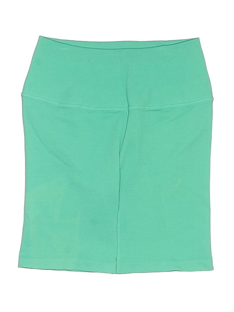 Pre-owned Nux Shorts In Green