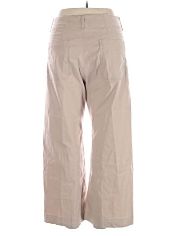 Maeve Khakis (view 2)