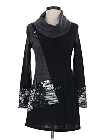 Michael Tyler Pullover Sweater (view 1)