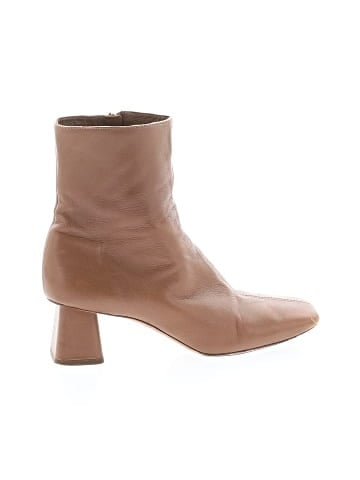 Vince. Ankle Boots (view 1)