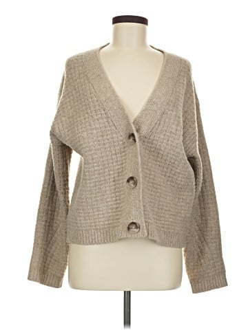 Universal Thread Vest (view 1)