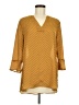 Maurices 100% Polyester Gold 3/4 Sleeve Blouse Size M - photo 1