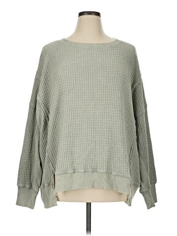 American Eagle Outfitters Pullover Sweater (view 1)