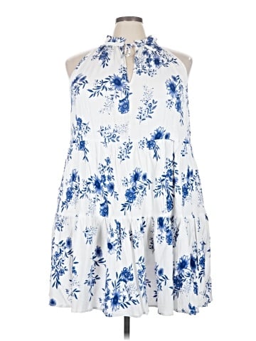 Belle Isle by Torrid Casual Dress (view 1)