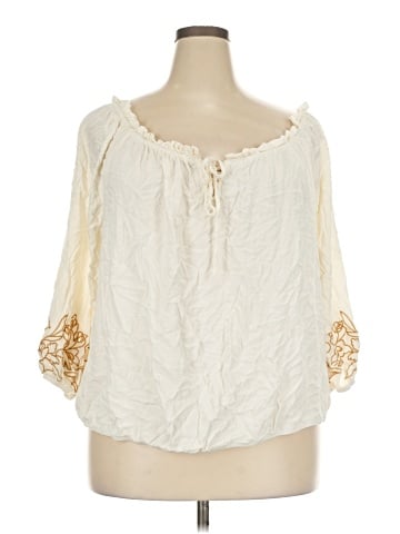 Maurices 3/4 Sleeve Blouse (view 1)