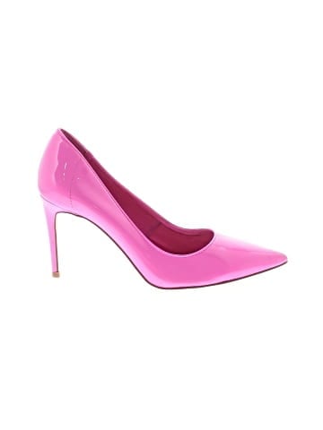 Jessica Simpson Heels (view 1)