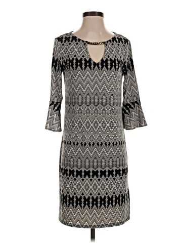 Jennifer Lopez Casual Dress (view 1)