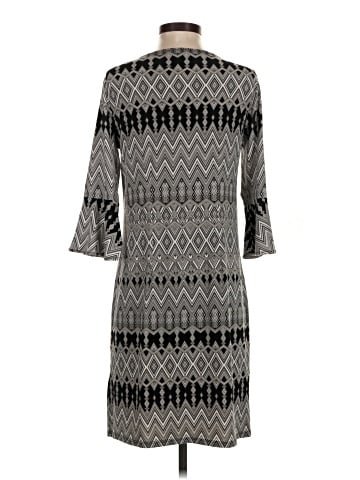 Jennifer Lopez Casual Dress (view 2)