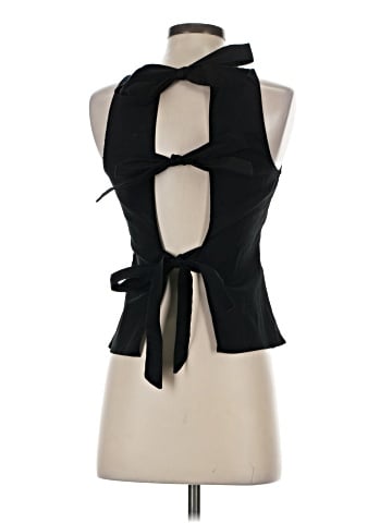 Francesca's Sleeveless Top (view 2)