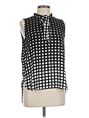 XOXO Sleeveless Blouse (view 1)