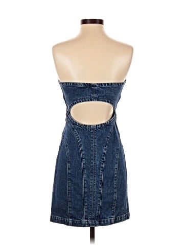 Isabella Cocktail Dress (view 2)