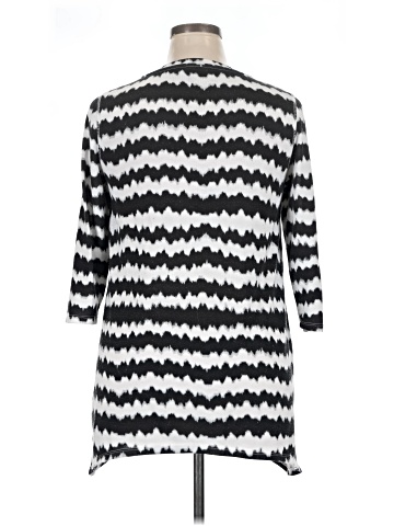 Onque Casuals 3/4 Sleeve Top (view 2)